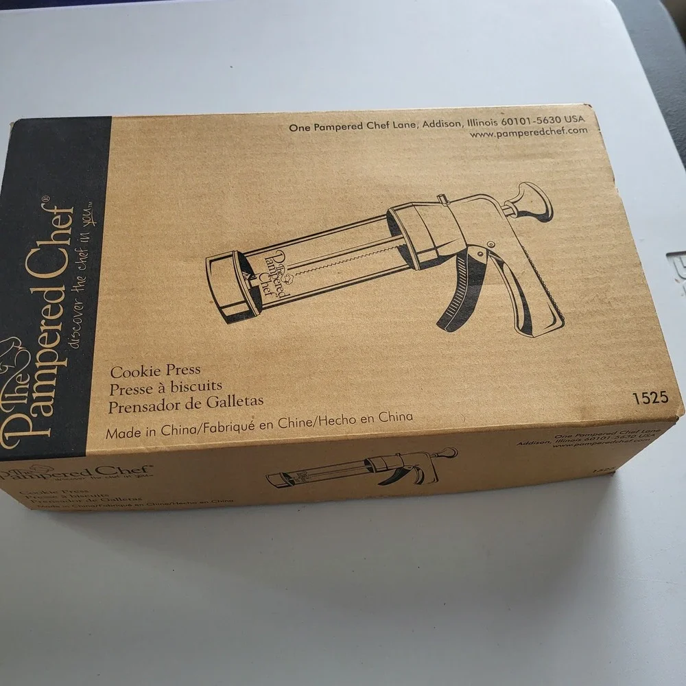Pampered Chef Cookie Press #1525 Complete w/ 16 Discs Original Box & Instruction